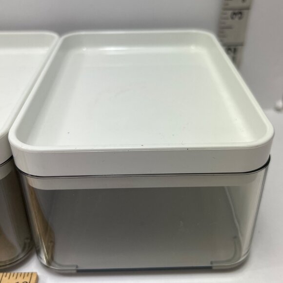 Set Of 4 Stackable Clear Plastic Food Storage Containers With White Lids C155 - Picture 3 of 6